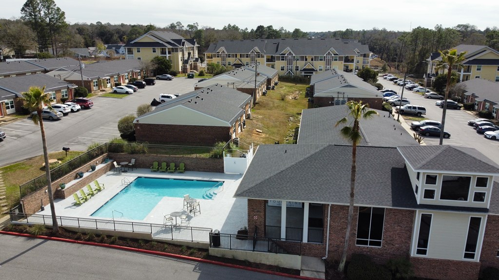 Exterior View of Apartment Homes
